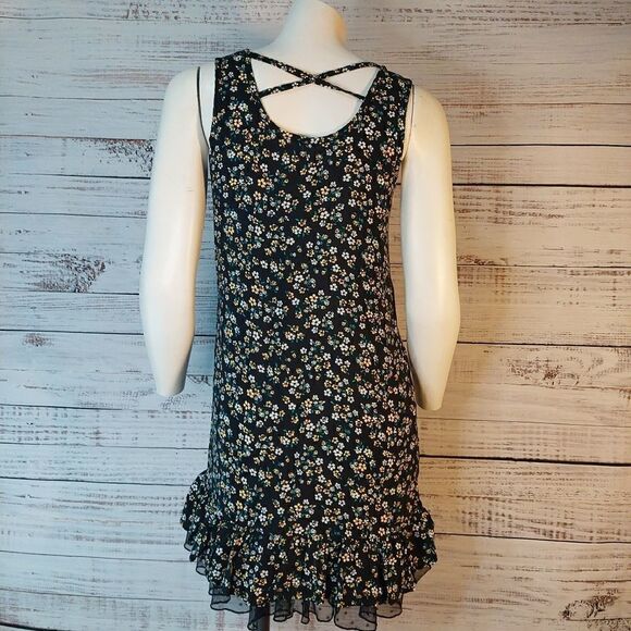 Girls Sleeveless Summer Dress - Picture 8 of 11